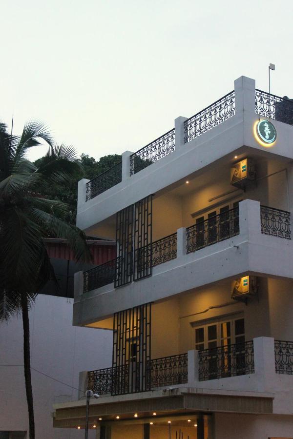 Coastal Pearl Hotel Miramar Panaji Bagian luar foto