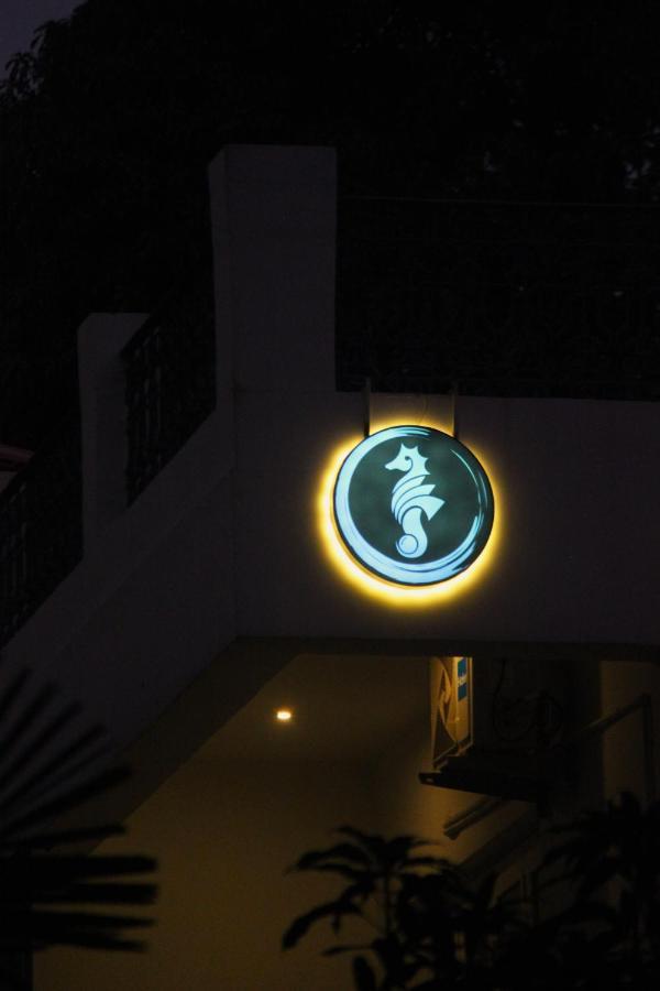 Coastal Pearl Hotel Miramar Panaji Bagian luar foto